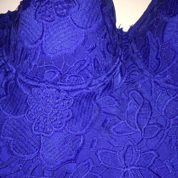 💙CROP BLUE EMBROIDERED CORSET SIZE S💙 - Picture 6 of 9